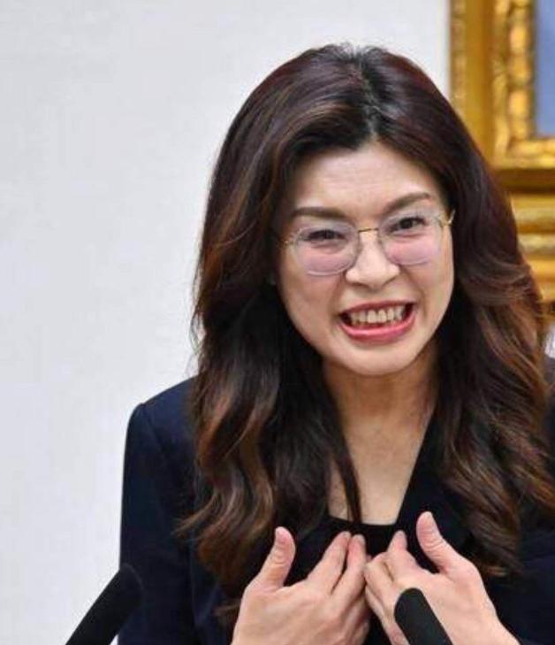 国台办强势回应！统一大势，岂容反复横跳？
 
要知道这些年，很多台湾政客都是嘴上