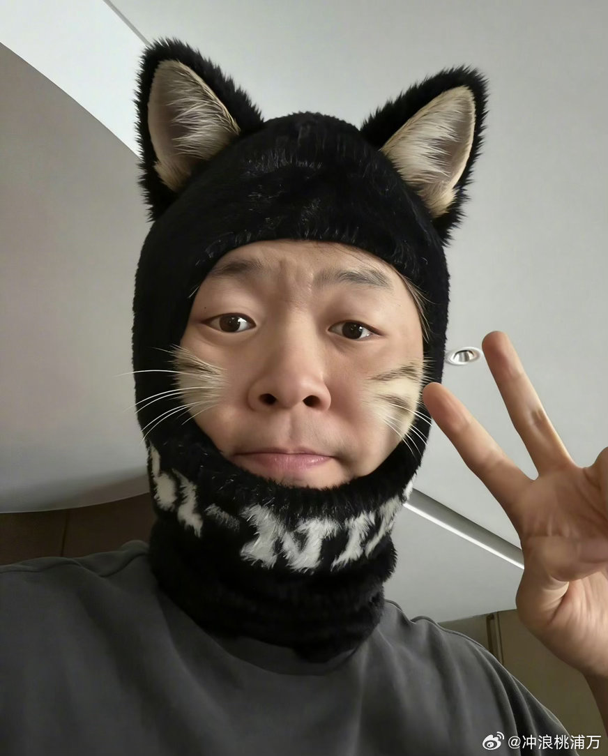 00后连夜奔赴杜海涛面试现场杜海涛直播求职也太高效了！发现同IP大四00后求职者