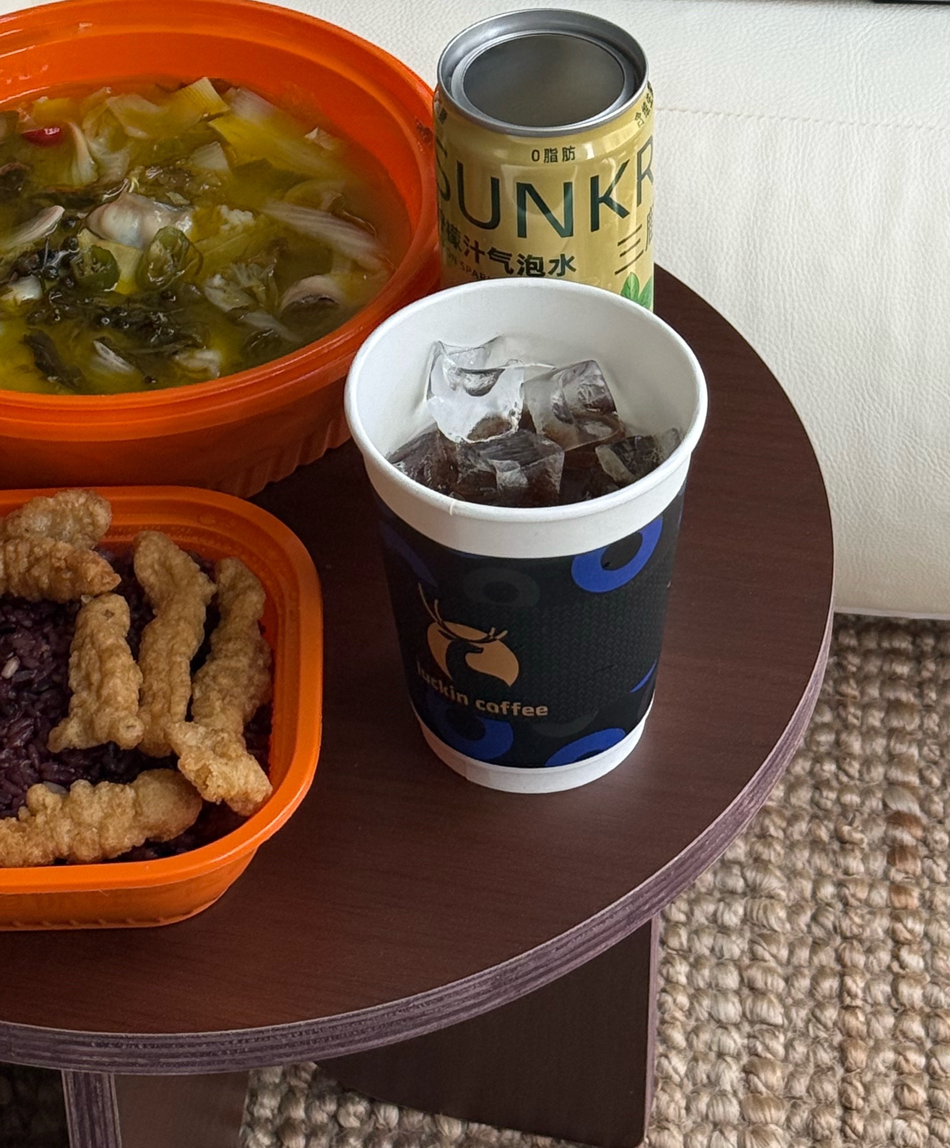 戒掉咖啡后我的身体变化戒不掉谢谢 因为套餐划算肯德基麦当劳的我都喝的下去… 