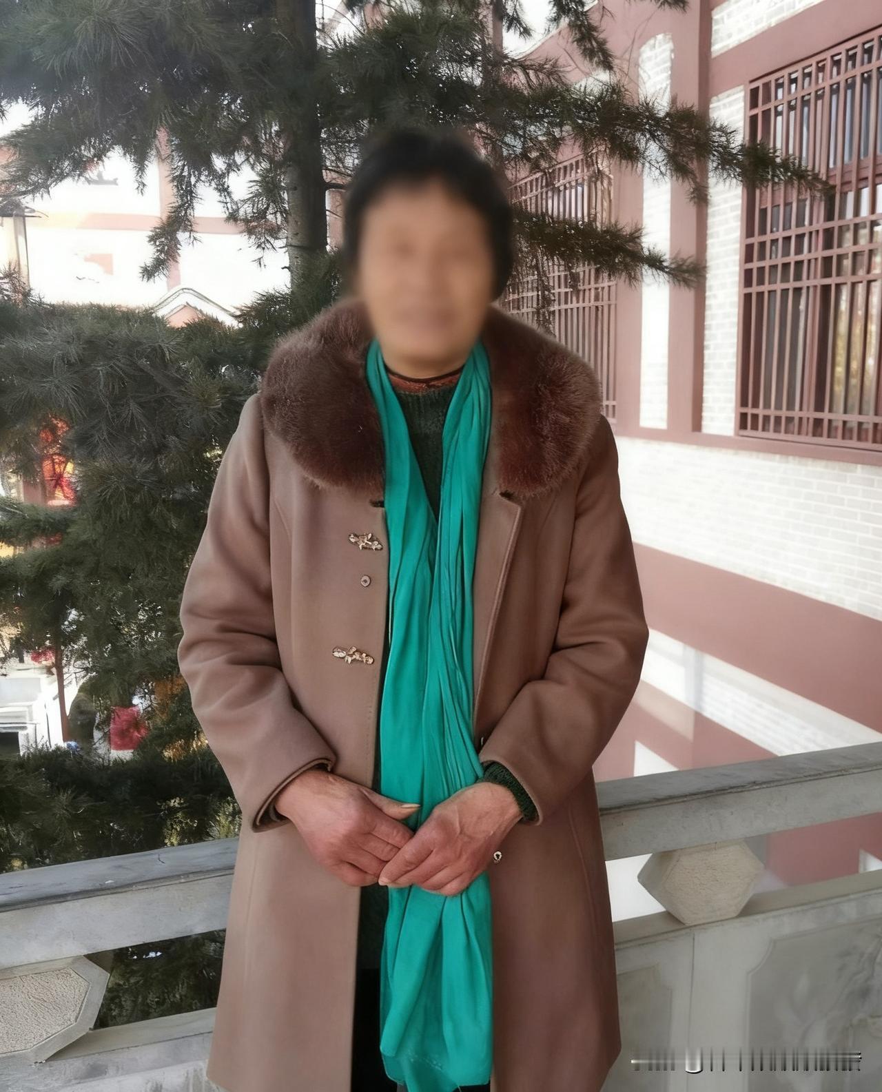 很怀念母亲做的油馍。自从母亲回老家后，就很少吃了，因为尝试做过几次，但每次都失败