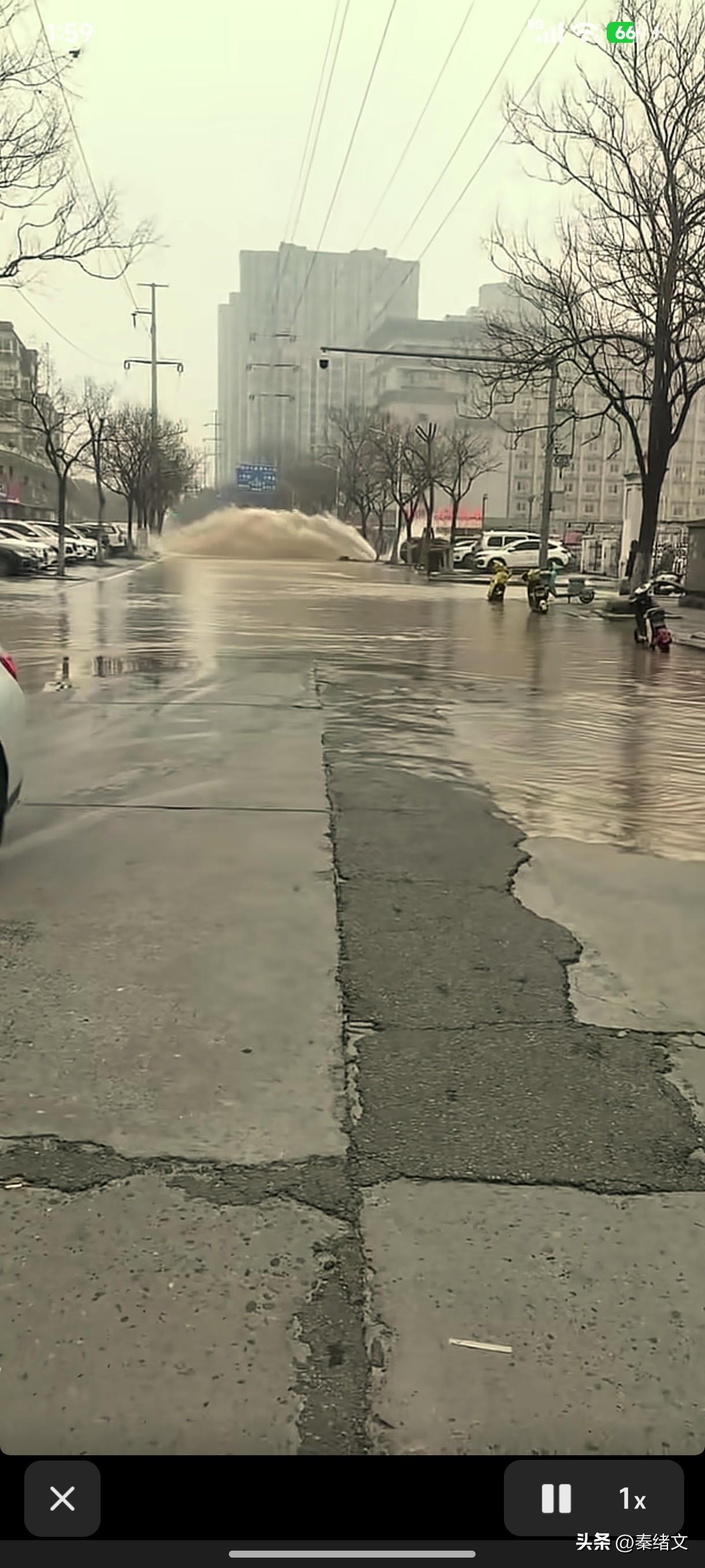 荆州燎原路频繁爆管 停水12小时戳中居民用水痛点
 
今早荆州燎原路主供水管突然