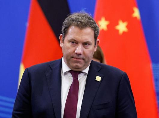 德国发布：“中国再次取代美国”！据德新社11月19日报道，19日公布的数据显示，