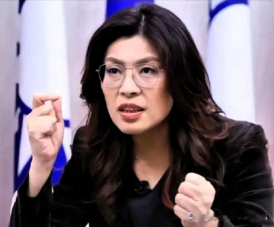 今天看到对岸国民党的这波操作，简直把政客的精明算计演活了。

前脚郑丽文还信誓旦