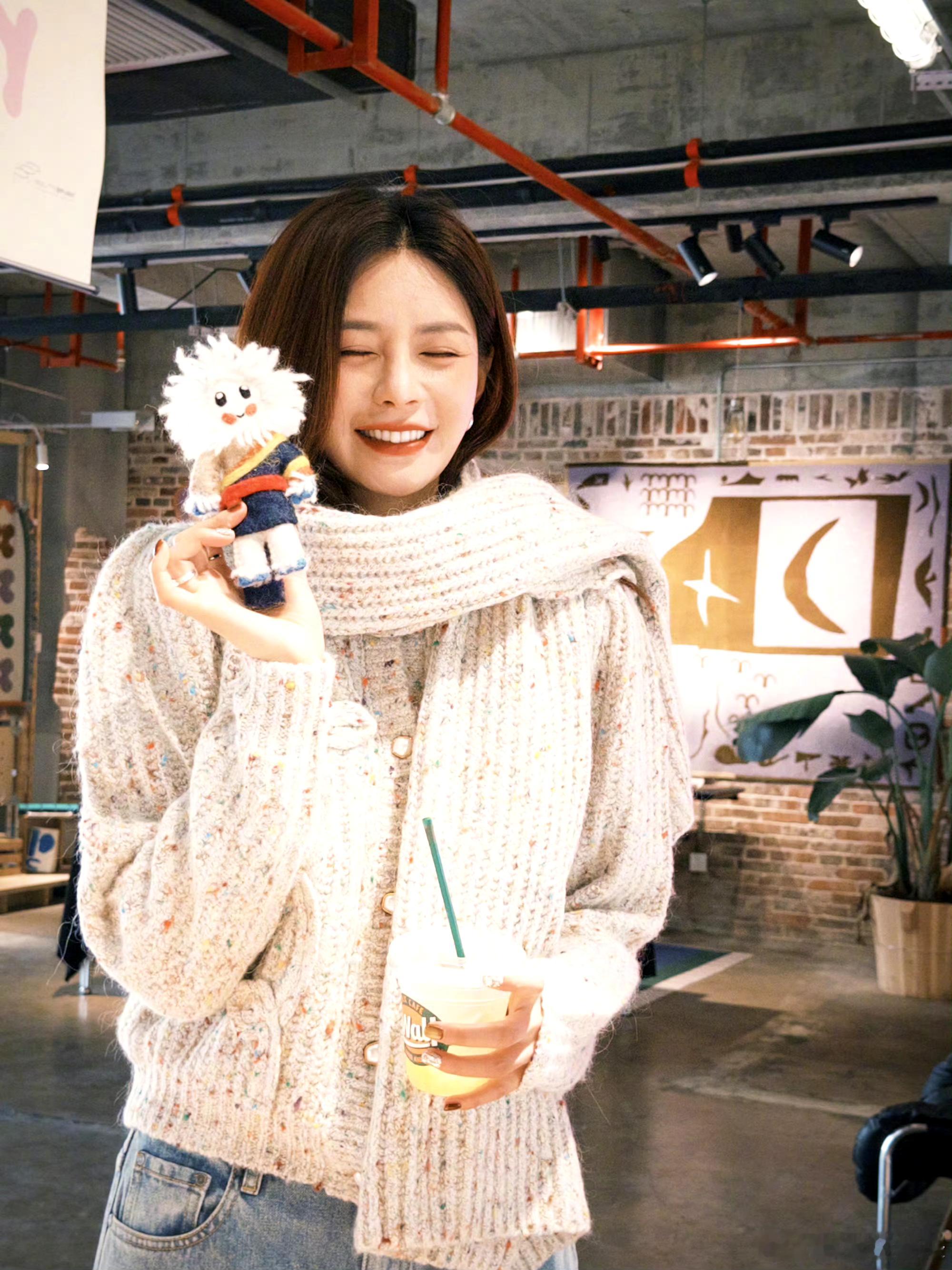 沈梦辰一生要出片的中国女人沈梦辰发图也得修两小时湖南卫视跨年演唱会 原来女明星和