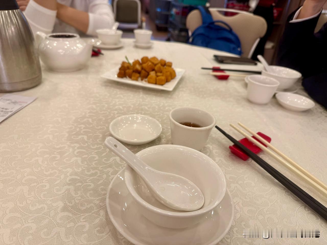 喜迎开工第一单[庆祝]。
感谢L总的信任，作为国内头部科技企业高管，他身边太多财