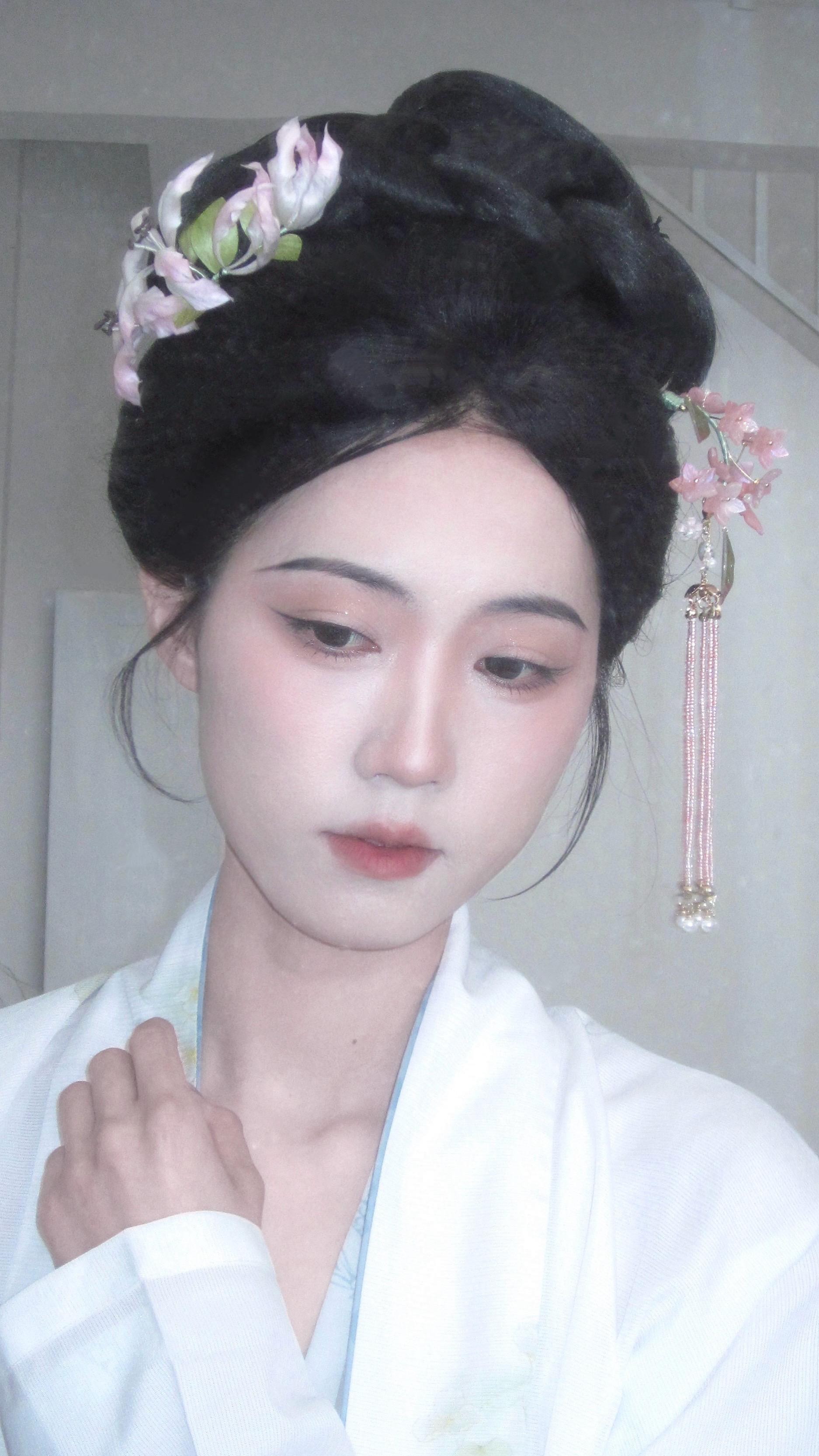 妆造 汉服发型 汉服妆造 国风合伙人