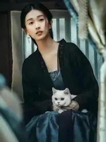 858年，长安咸宜观迎来了一位新的女冠。 
 
她叫鱼幼薇，入道之后改名鱼玄机，