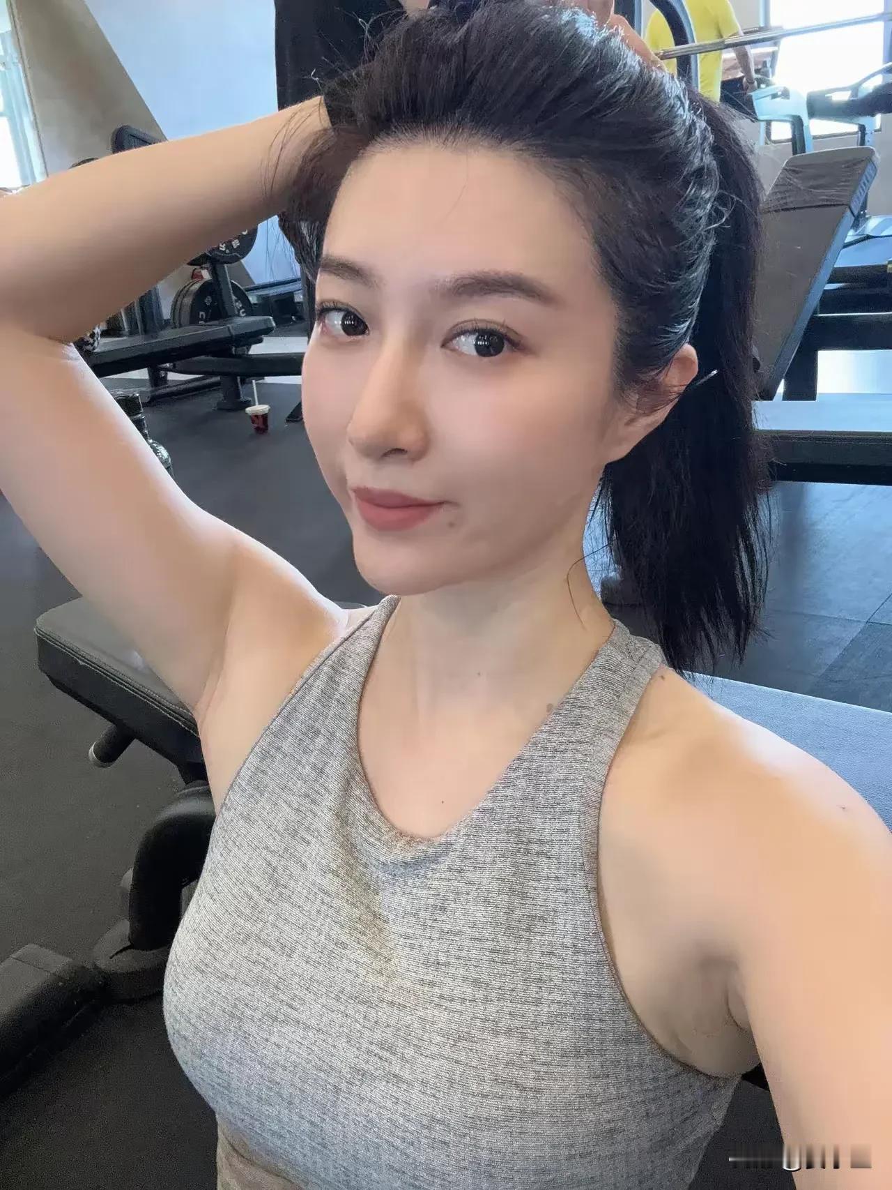 休假不休炼