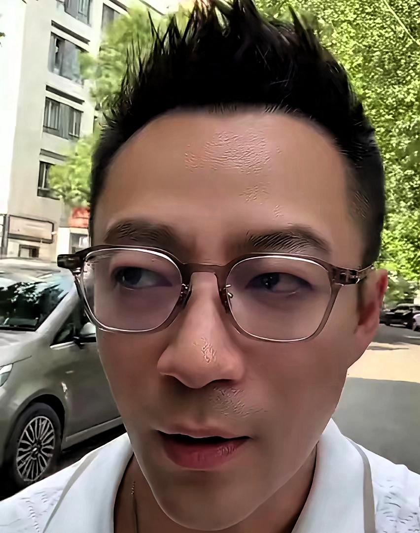 大家都觉得话好说,经验这事儿,别人讲了你不懂,摔过才明白,这名人故事就能看出来。