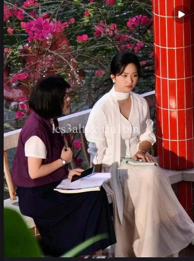 又一套糟糕造型 