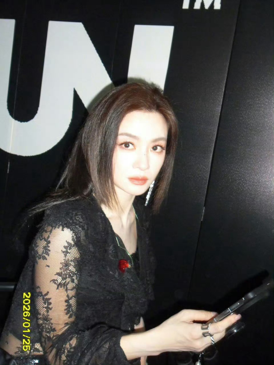 祝绪丹说李晟喜欢抽象视频谁懂这种惊喜！周五晚高疯 疯格问卷里，祝绪丹曝出李晟私下