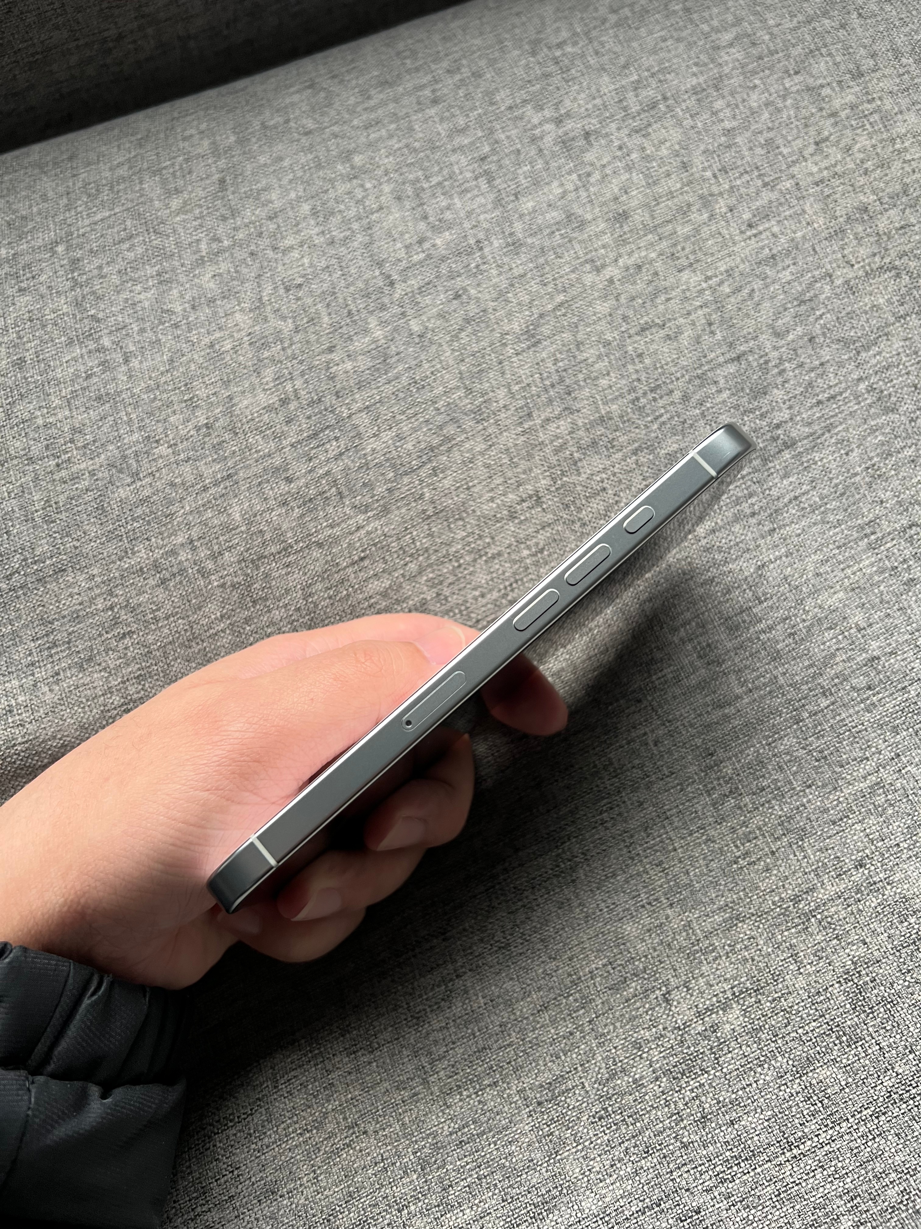 国行iPhone16 Pro 白色 扩容512G ，95新，整机细微痕迹，🔋效