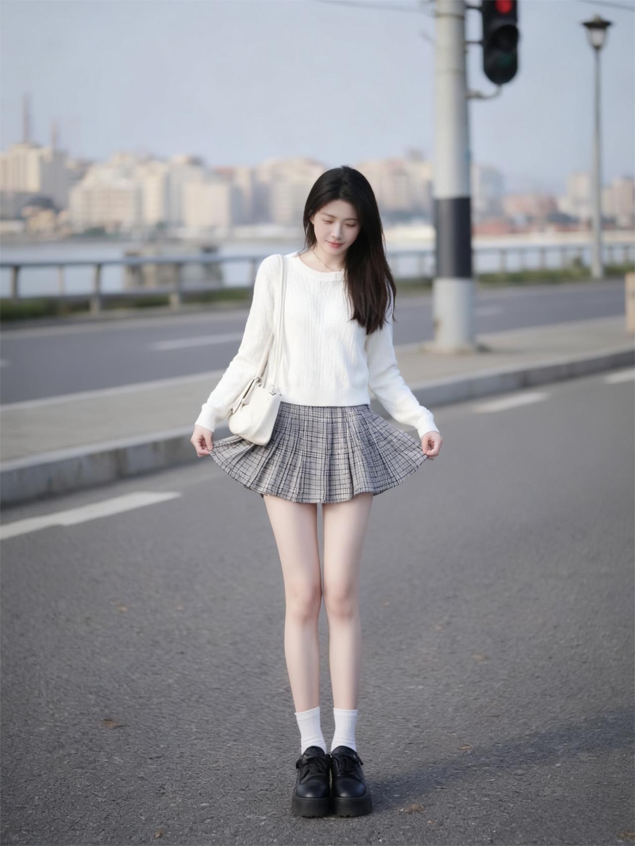 那是我，日夜思念深深爱着的人啊！
到底我该如何表达...