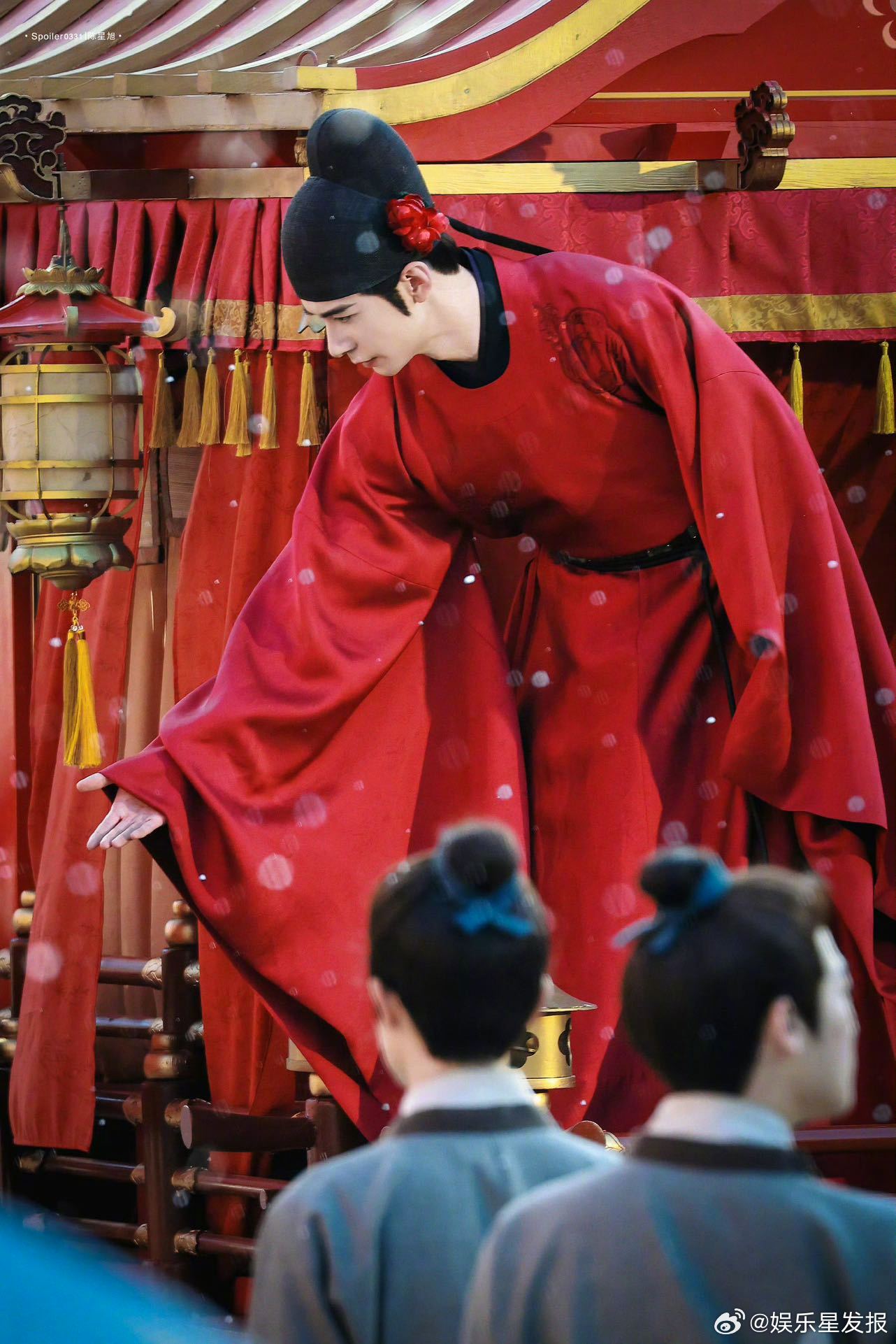 陈星旭金枝婚服路透 自从《金枝》开拍看到很多路透后，对这个陆行之 期待值拉满，此