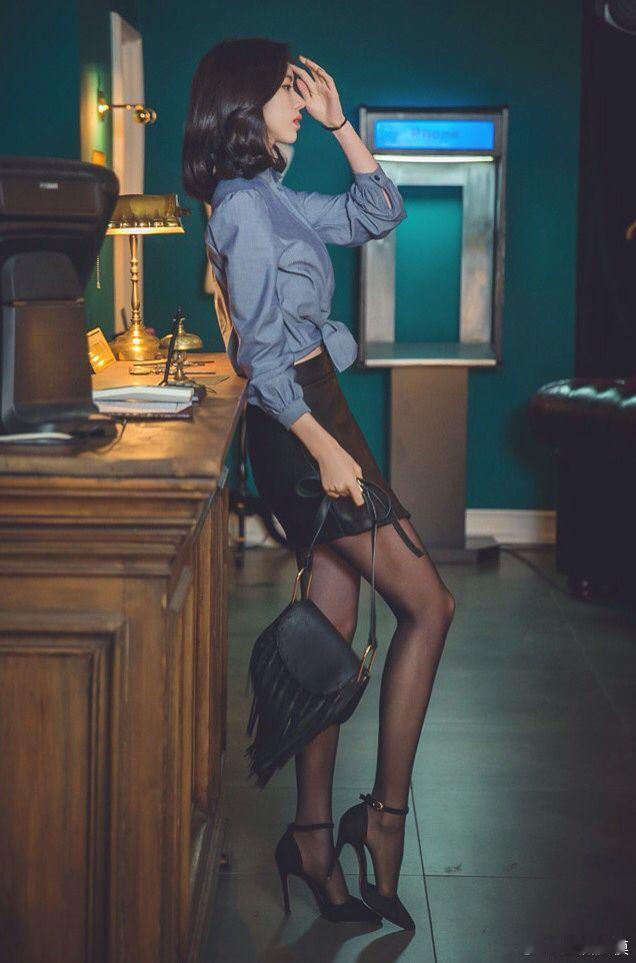 有工作就好好干，没工作就放松去旅行。 