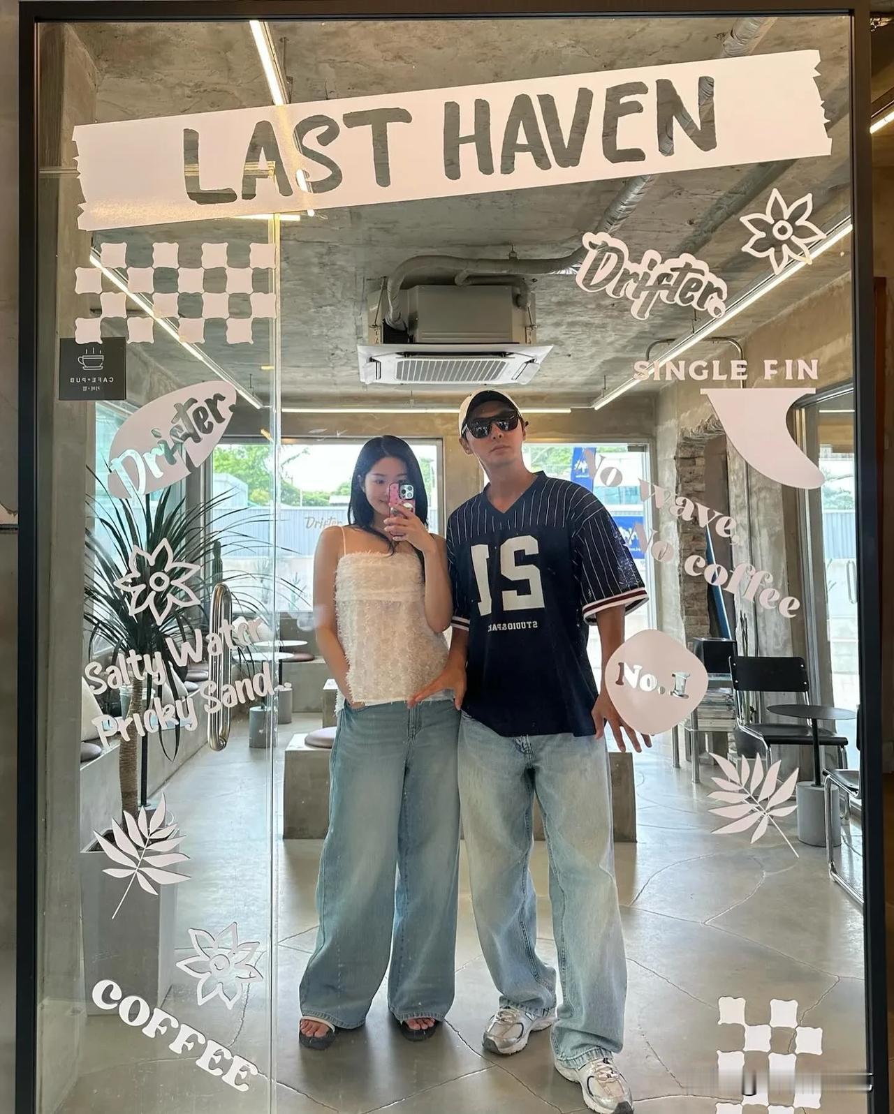 6日，Junjin的妻子刘亦书在自己的Instagram上传了多张照片。公开的照