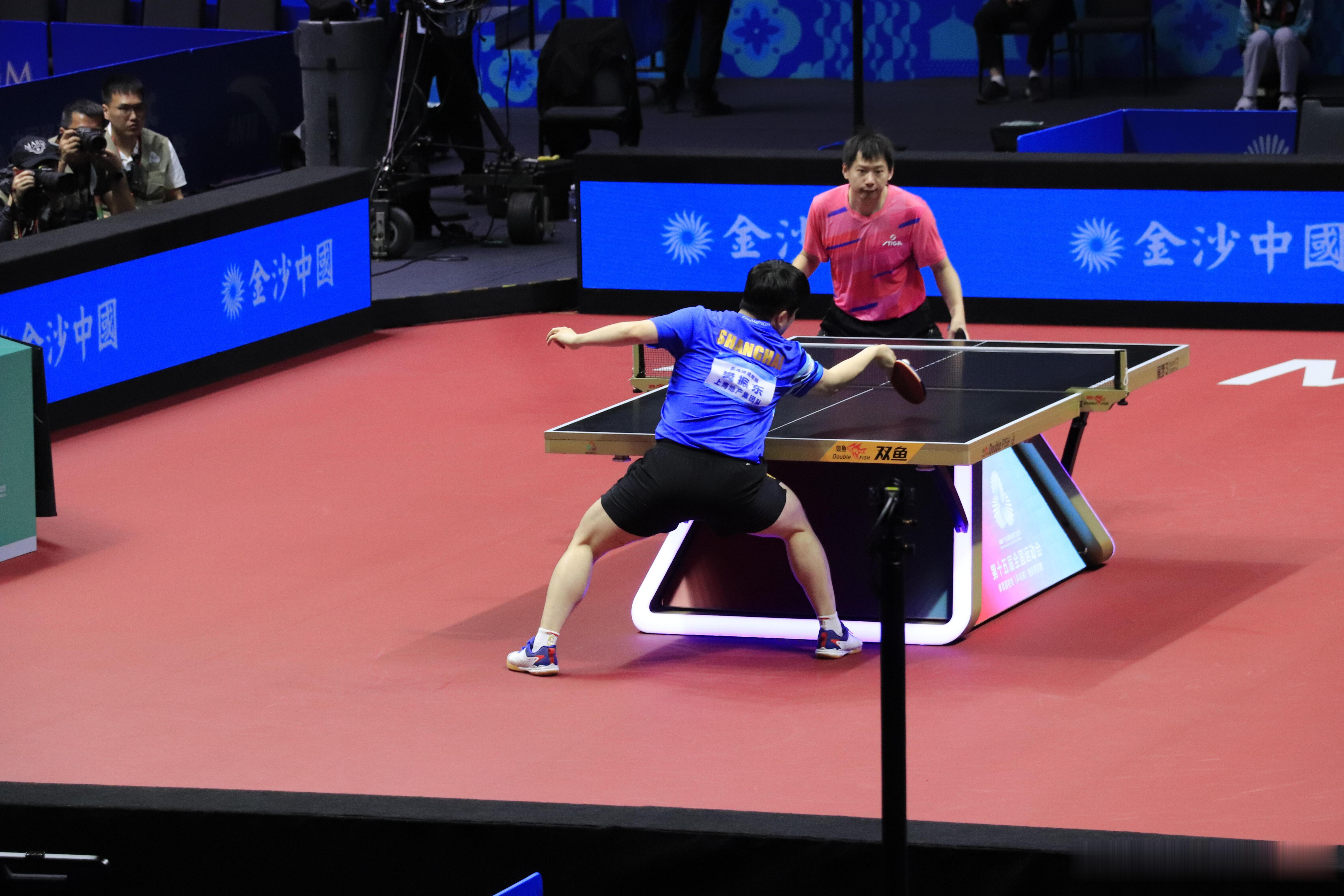 赛场上拼搏的每一帧都是最动人的底色。 ​​​