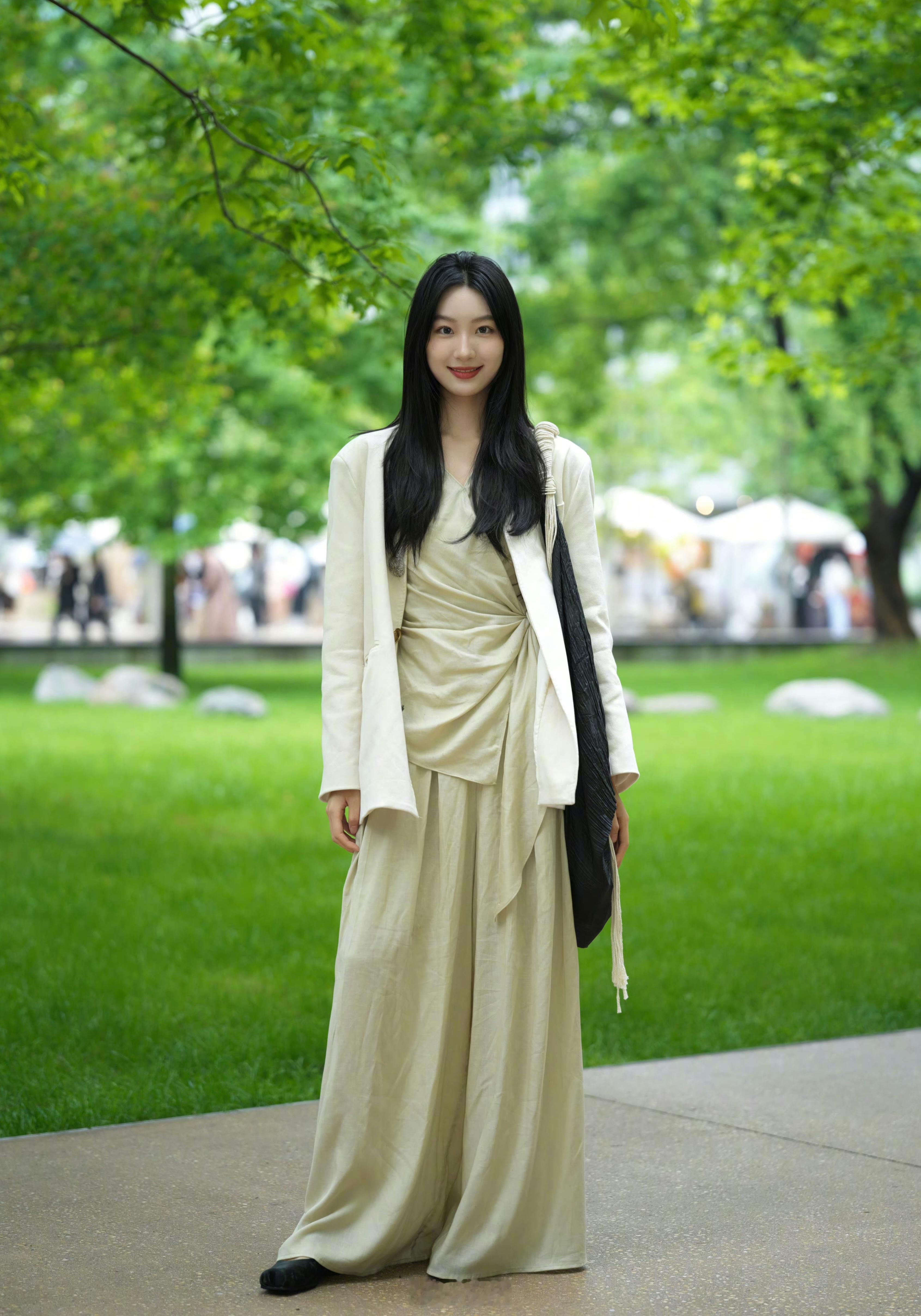 落落大方的女孩 ​​​