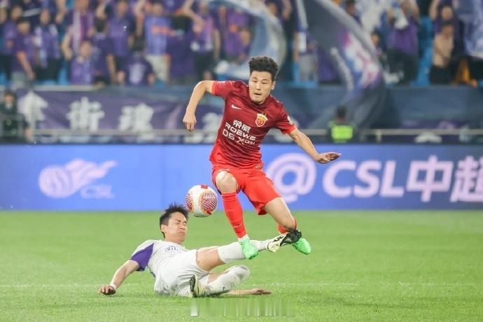武磊或接受膝盖手术  武磊伤情不容乐观 相信伊万也有了足够的心理准备，也有了自己
