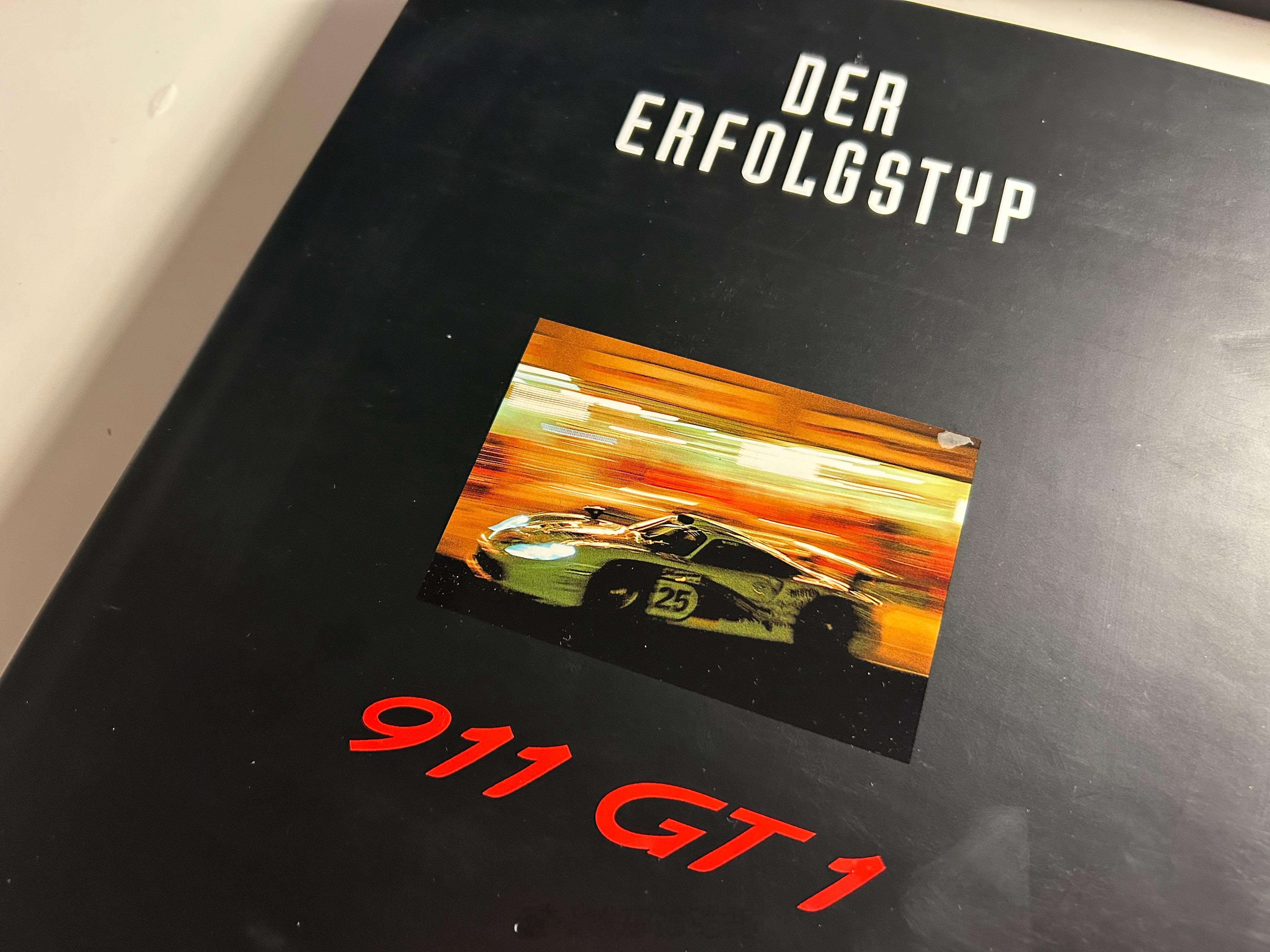 在前面的帖子里，我先后分享了Ulrich Upietz关于Porsche 保时捷