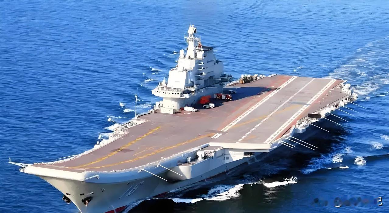 中俄军机动向升温，东北亚兵力悬殊，太平洋底密令搅动棋局。
12月9日中俄轰炸机完