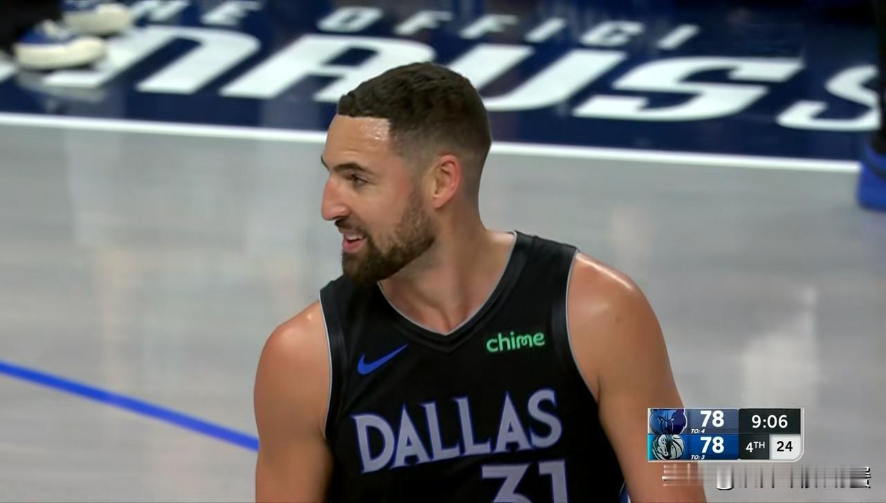 独行侠神射手汤普森彻底的完成了救赎！虽然今天独行侠在主场以96：102输给了灰熊