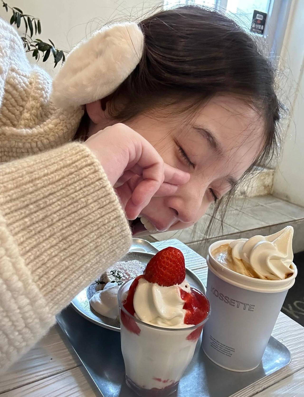 IU李知恩的彩色世界🌍 ​​​