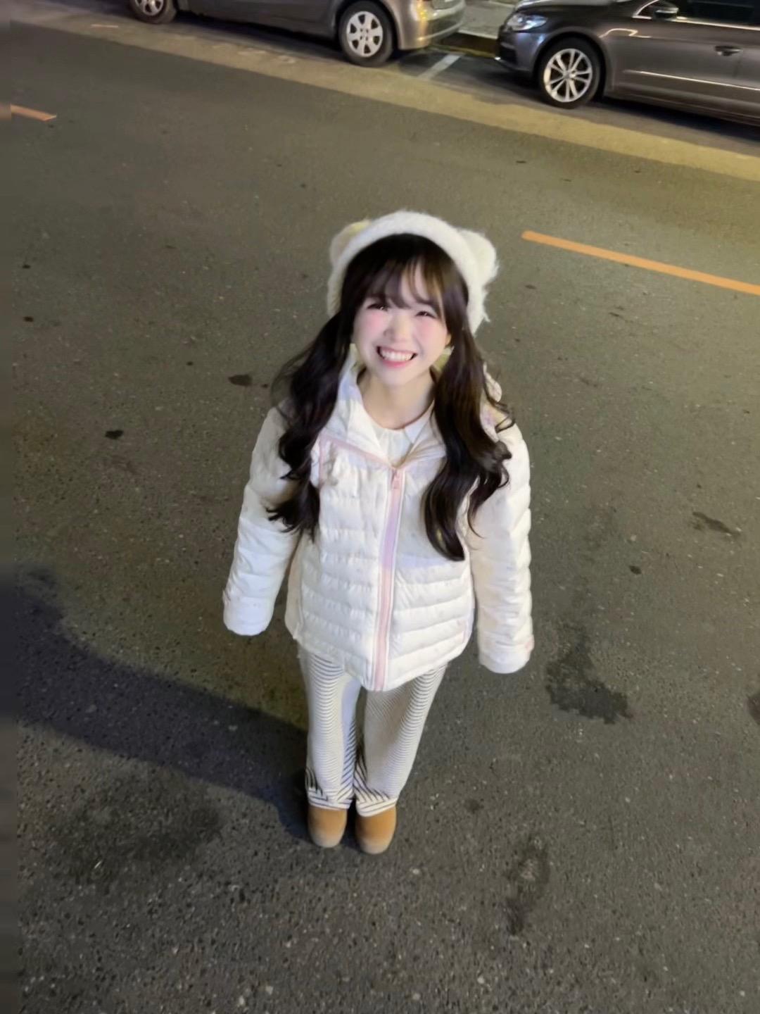 不必害怕流泪 眼泪只是一件温和的斗篷^>⸝⸝⸝⸝<^੭ﾞ