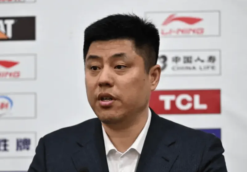 潘江：我们在篮板球上赢了19个，我觉得这是赢比赛主要原因