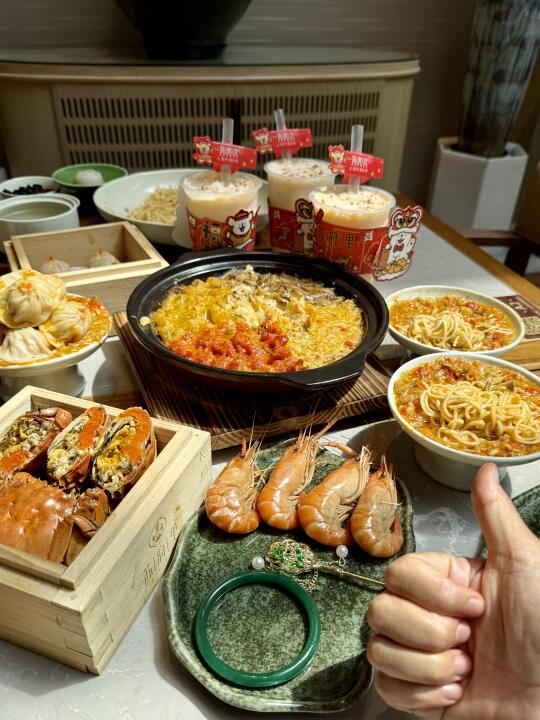 N刷外滩蟹黄瀑布面！