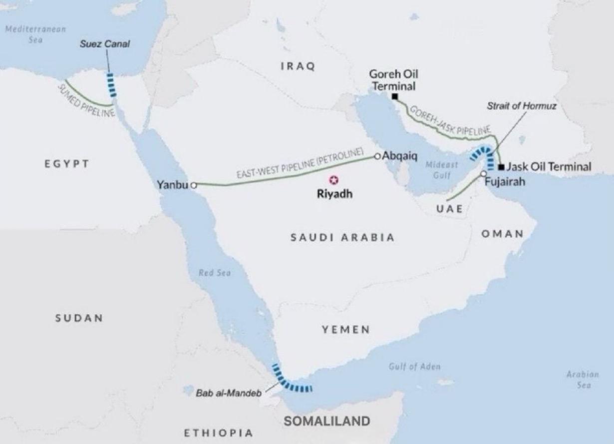 Axios 报道，美国几艘军舰于周六穿越霍尔木兹海峡，这是自战争开始以来的首次。