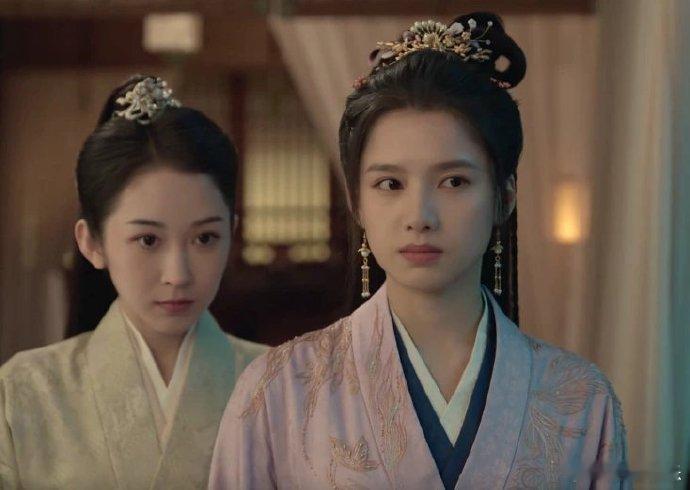 藏海香暗荼 张无忌赵敏权谋场的「危险恋爱」说明书：甜度：★★★★★（带刺的玫瑰味