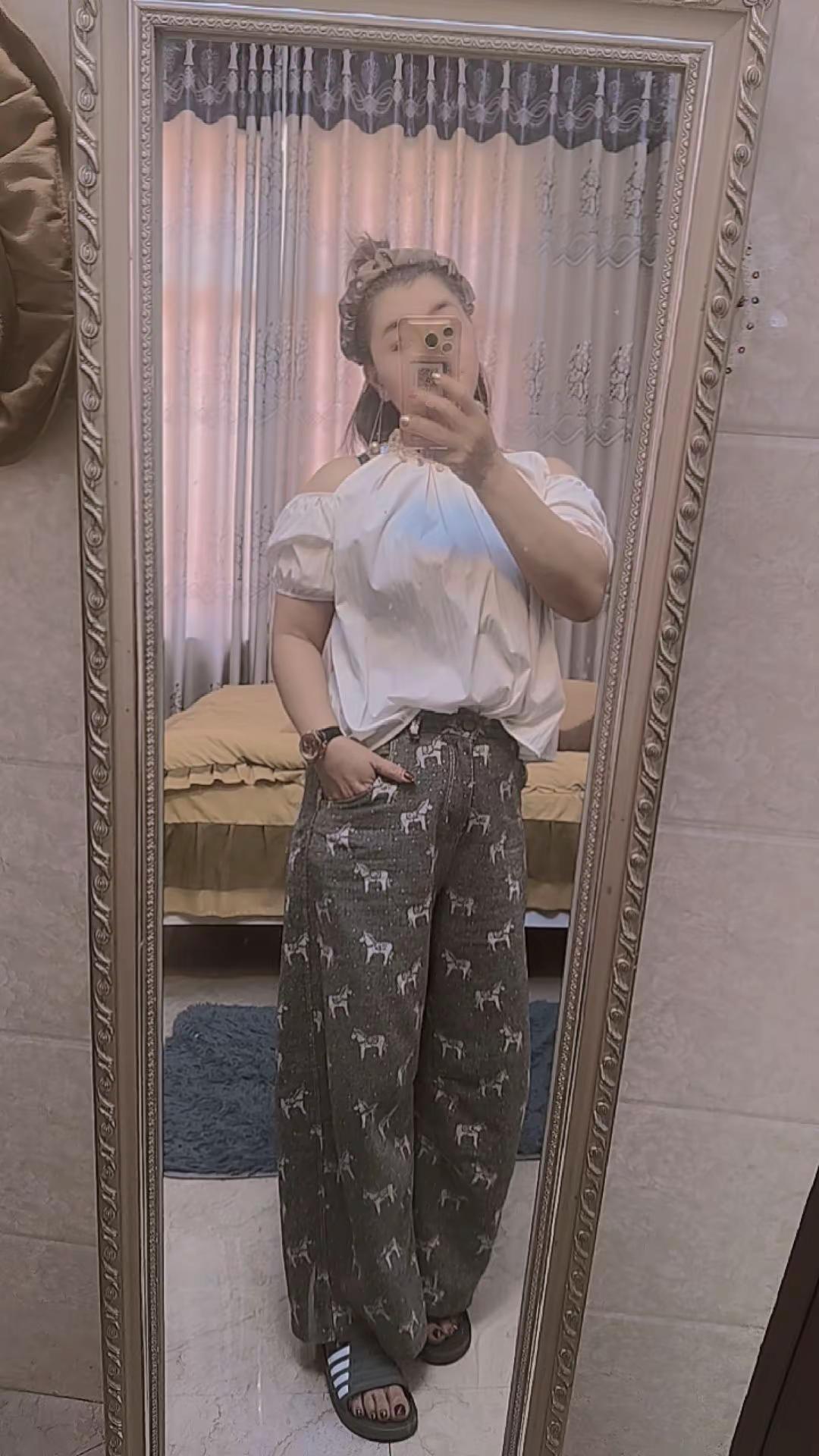 粉丝们新年快乐，恭喜发财！