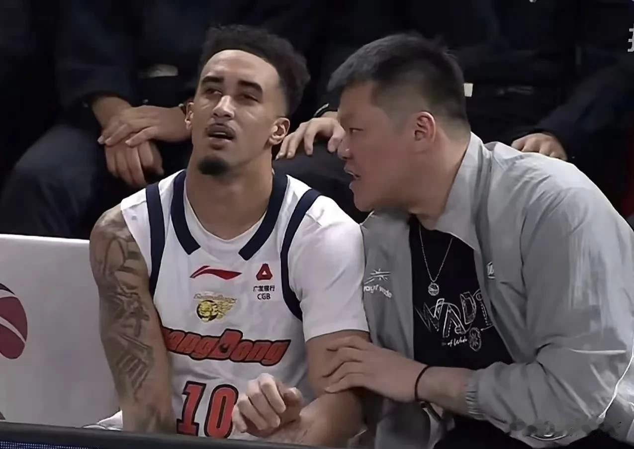 论业余CBA是专业的！奎因、洛夫顿、杰曼出逃CBA，怪不得别人，怪就怪在CBA的