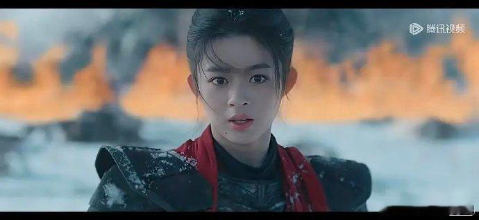 黄杨钿甜新剧开播前发千字文在娱乐圈这个大舞台上，每一位演员的动态都备受关注。最近