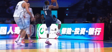 2026CBA全明星周末 迪亚洛已经37分了，他是真想拿MVP，然而分差也是真不