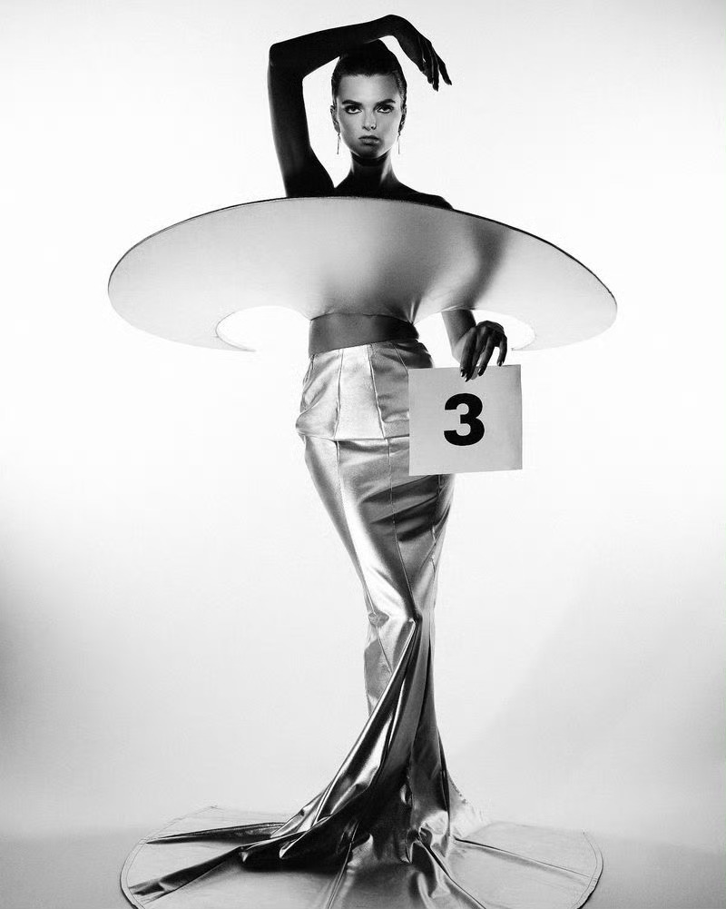 模特Bentley Mescall墨西哥版《Harper's Bazaar》20