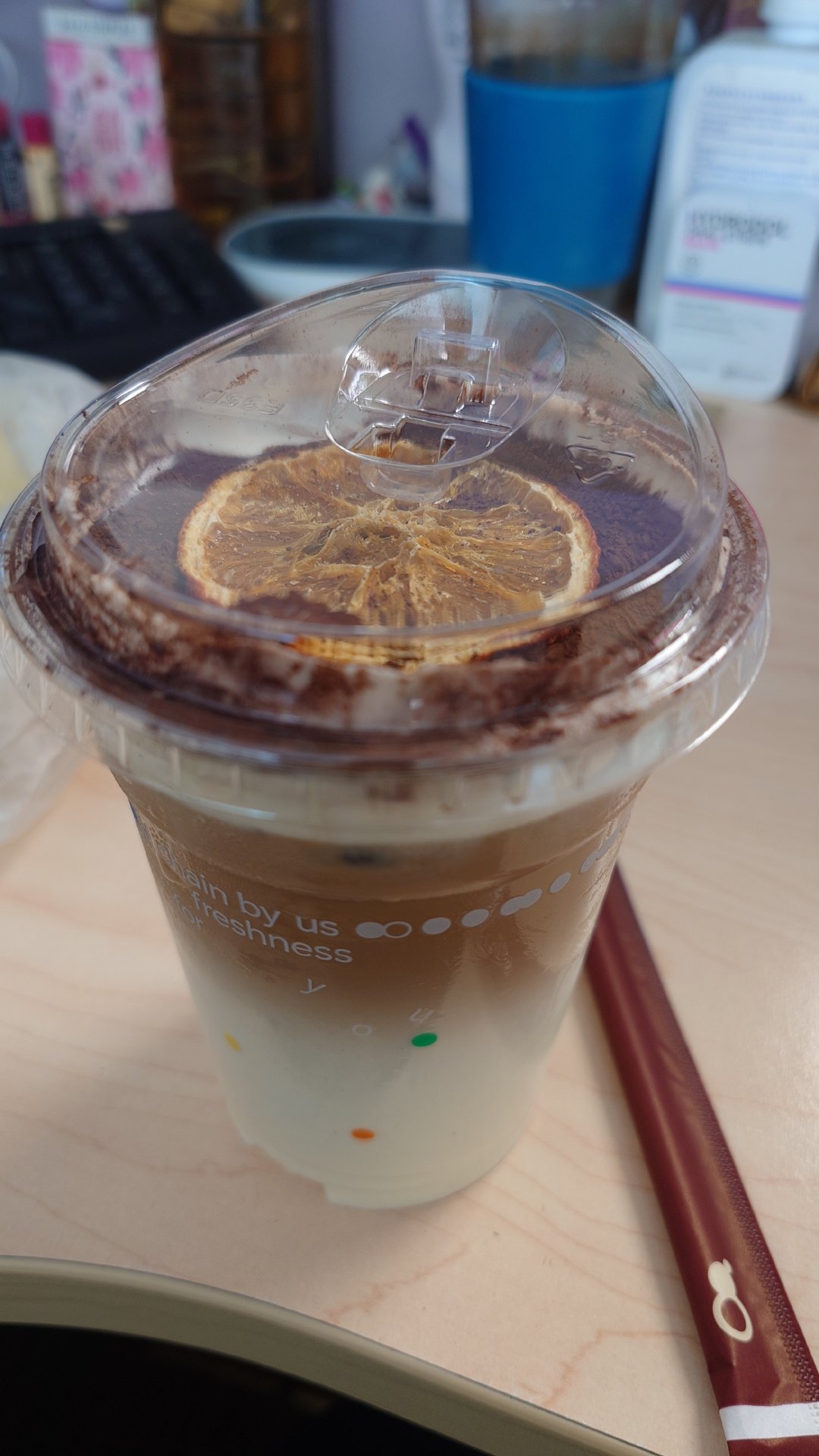 古茗这个苦尽柑来拿铁好好喝，层次感好丰富，就是越来越贵了