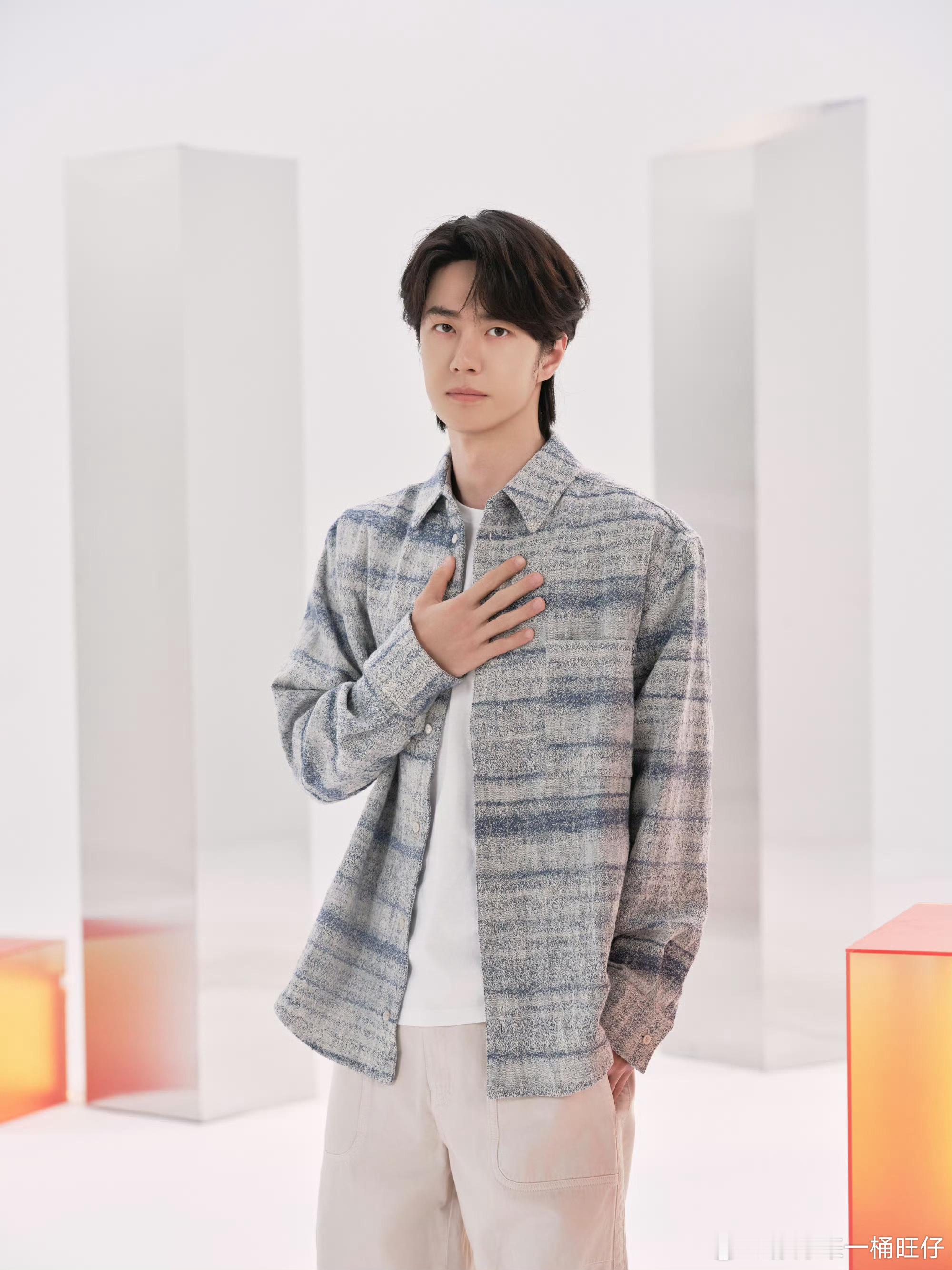 王一博单曲循环歌单上新央视五四晚会五四晚会舞台高光时刻！王一博倾情献唱主题曲《未