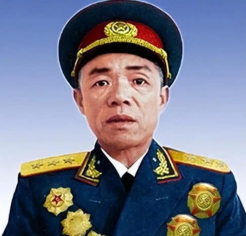 1959年后黄克诚处境困难。韩先楚不仅没有避嫌，反而在庐山会议期间主动看望。19