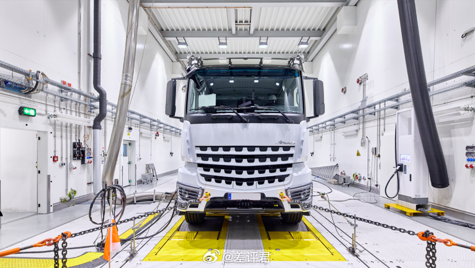 #乘用车员工纷纷跳槽造卡车# 前不久过年回家，跟好哥们小李聊天，他本来在某老牌乘