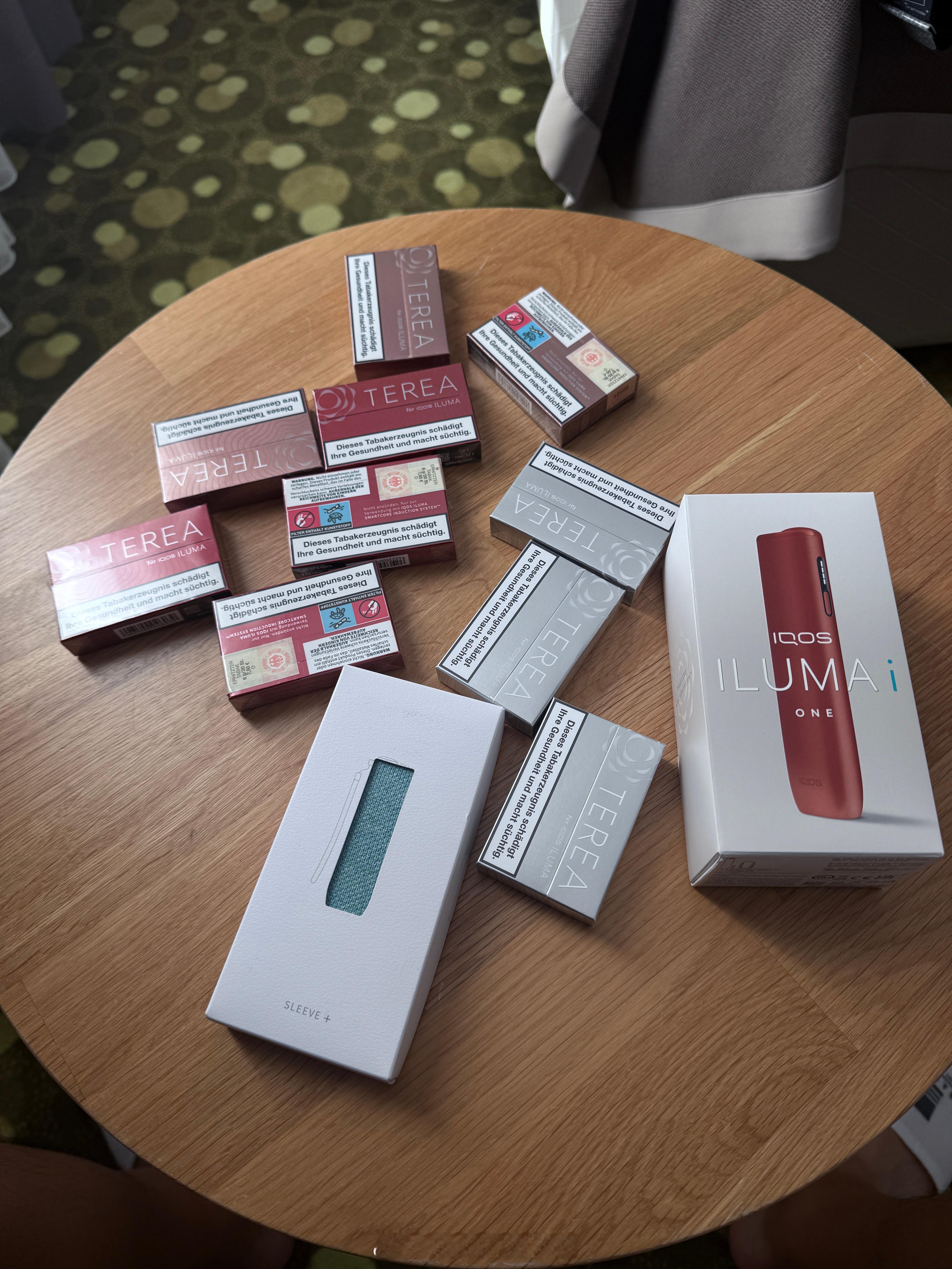 慕尼黑没有黑金限量版，这颜色也不错。  ​​​