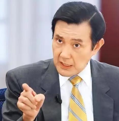 马英九在大陆遭遇冷遇后才明白，大陆并不是非他不可，是他高估了自己的重要性！

马