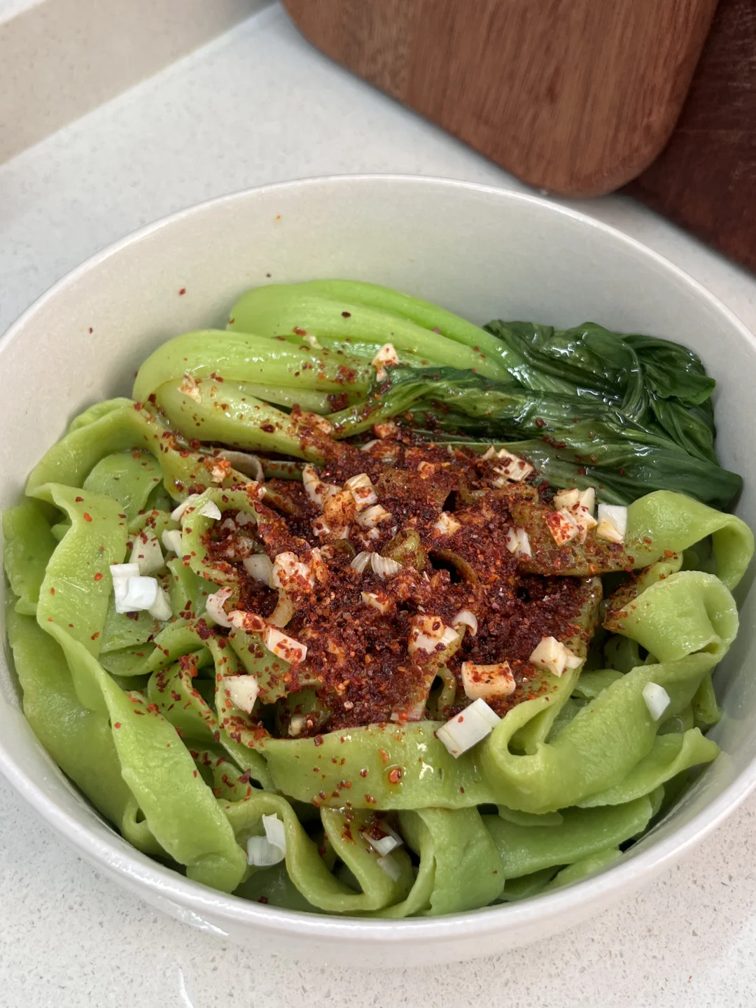 油泼菠菜面｜油香油香的❗️根本吃不够🍝