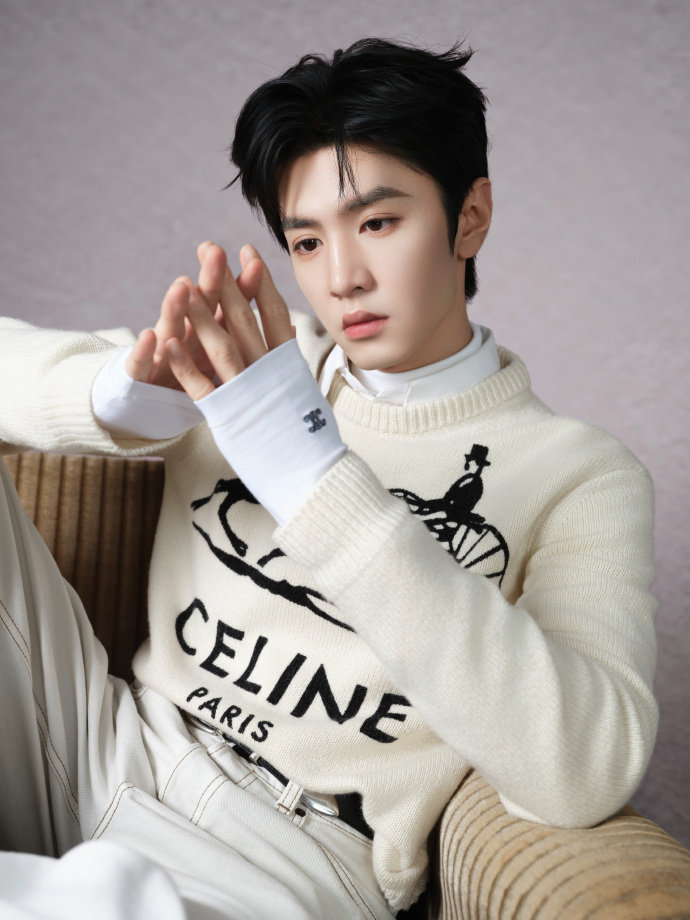 终于等到陈哲远官宣微博之夜 陈哲远官宣出席微博之夜 陈哲远官宣出席微博之夜，终于