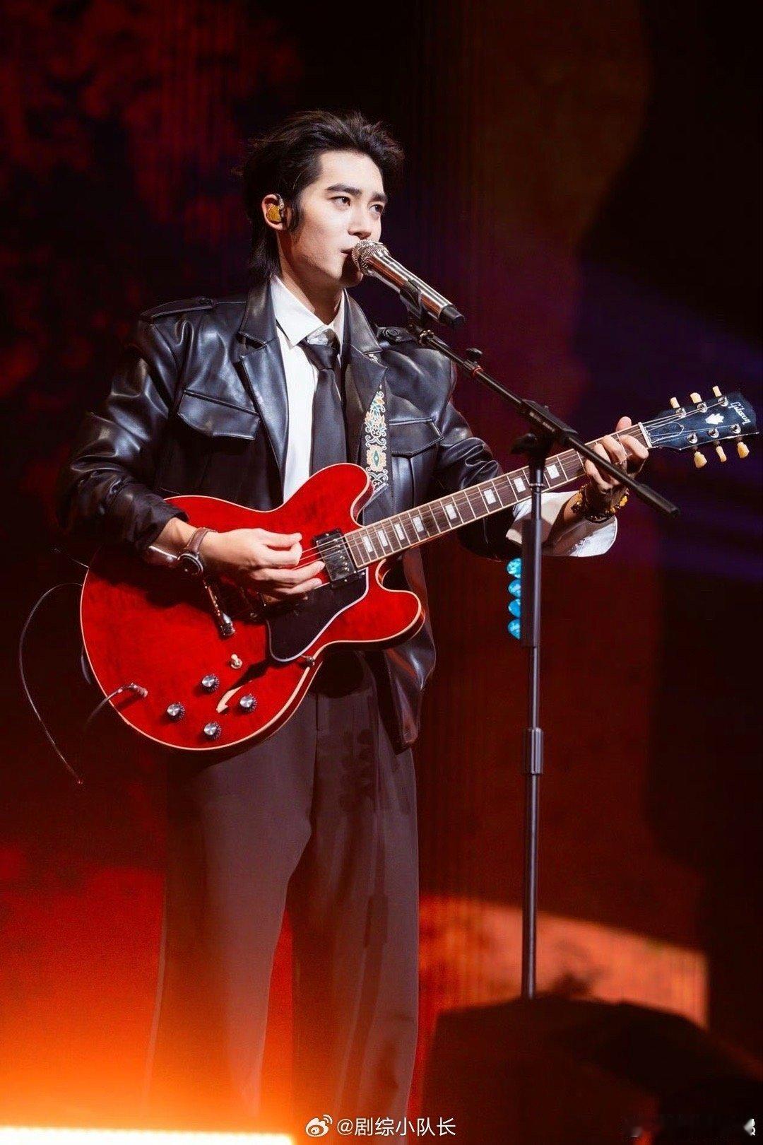 于适想要于适手搓续集 音乐才子于适再发力！《适诗+》接棒上线，两首极限创作新歌旋