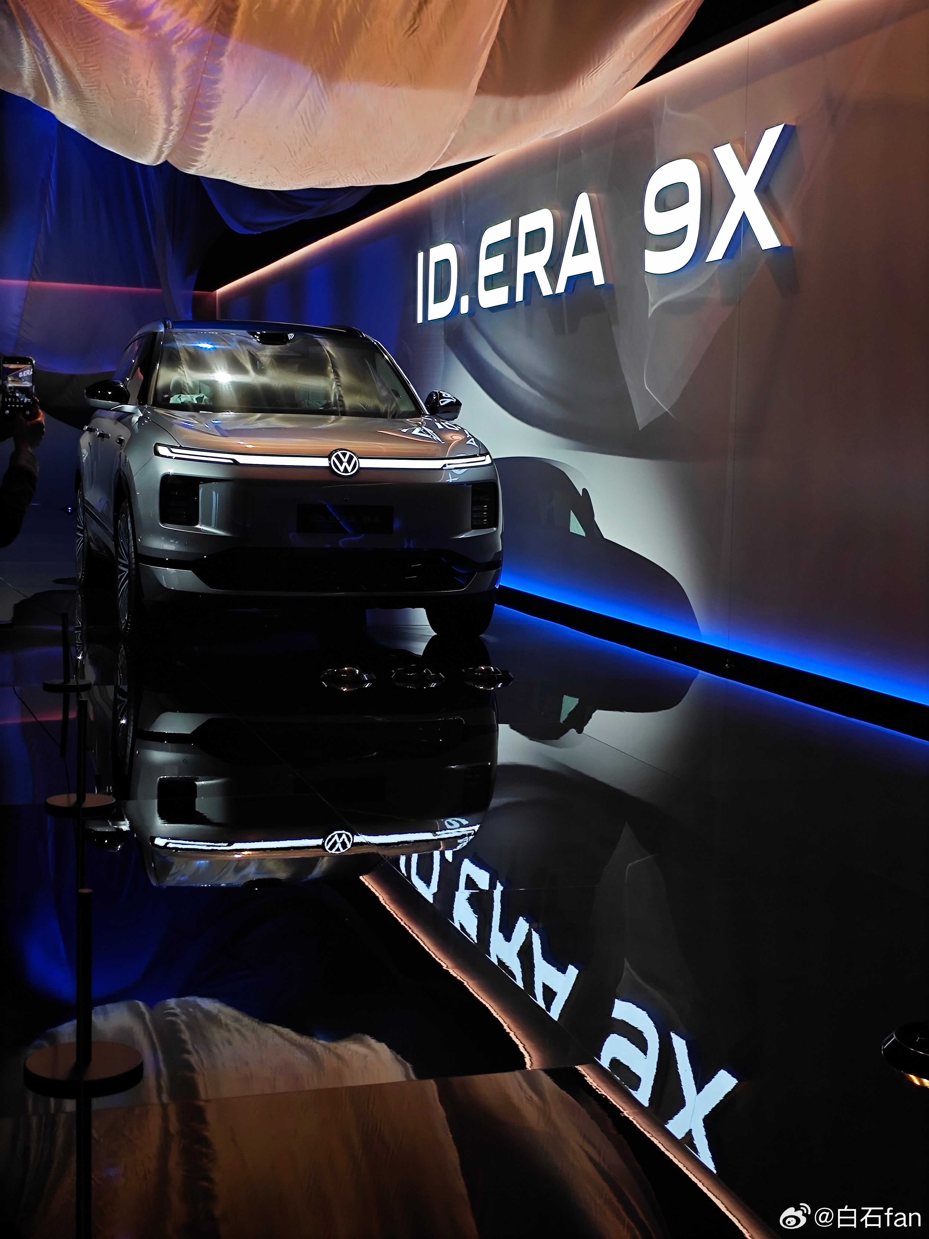 大众ID ERA 9X今晚预售这个车的细节很考究，用料不俗！从里到外都有大众的基