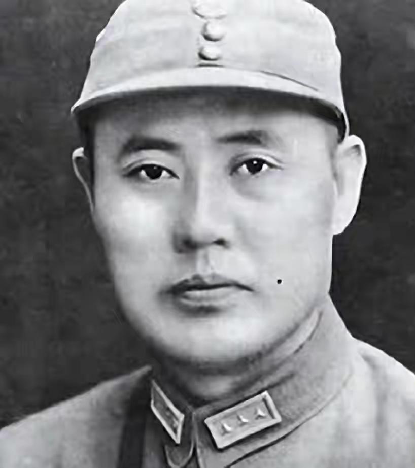 傅作义接到兵败电报，突然问女儿：你是毛泽东还是聂荣臻派来的？

这话问出口的时候