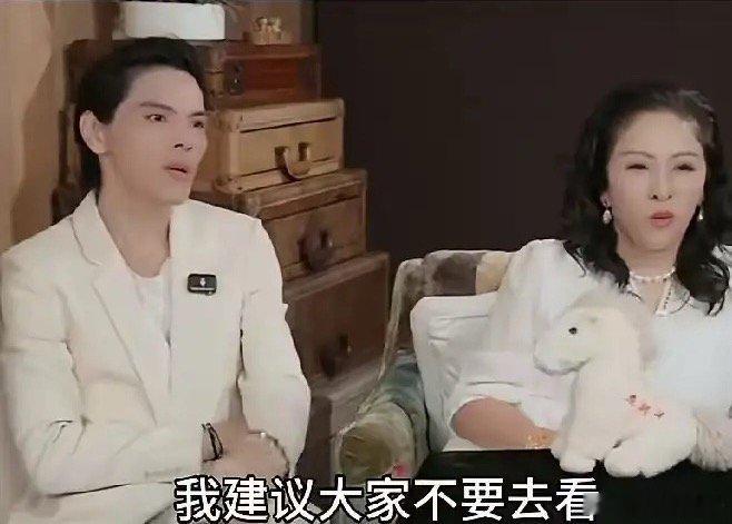 向佐，引发热议。7月15日，42岁的向佐，冲上热搜。这一次，不是因为老婆郭碧婷，