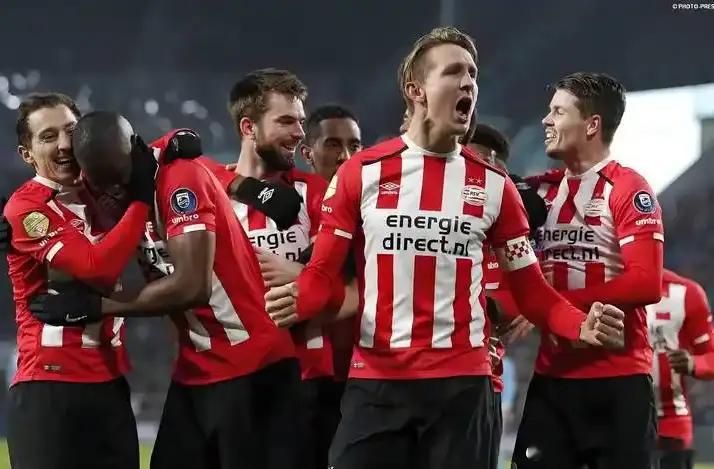 今日免费赛事情报更新！011 欧冠 纽卡斯尔vs埃因霍温实力战意1.纽卡斯尔联上